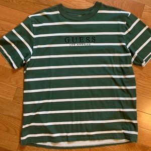 Men’s Guess tee shirt